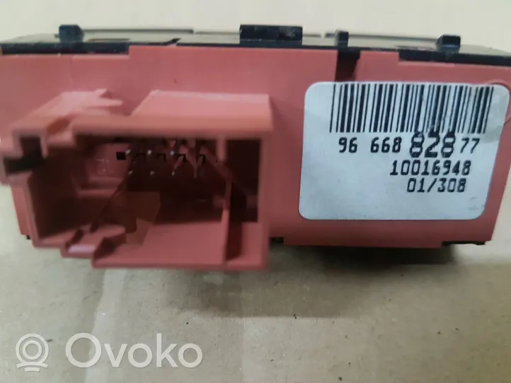 Citroen DS4 Interruptor del sensor de aparcamiento (PDC) 9666882877