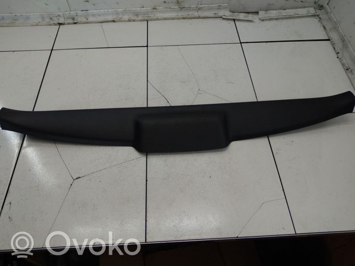 Toyota Verso Garniture de hayon 679390F020