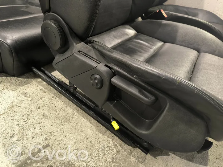 Audi A6 S6 C6 4F Sēdekļu komplekts 