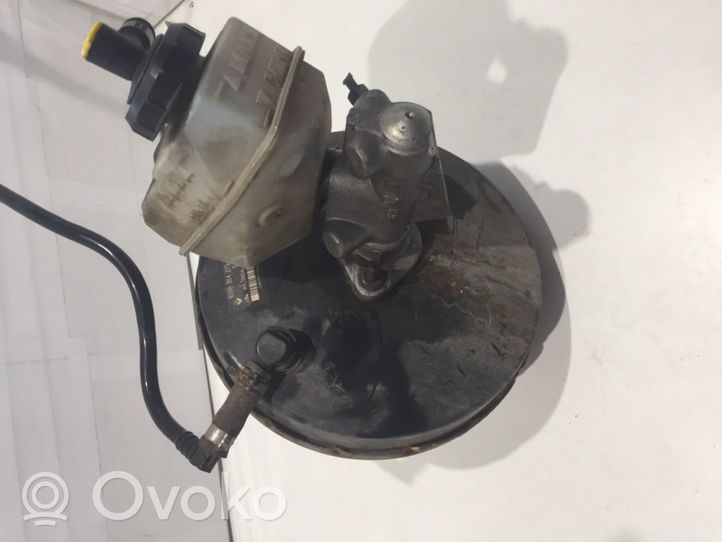 Renault Clio III Brake booster 8200914273