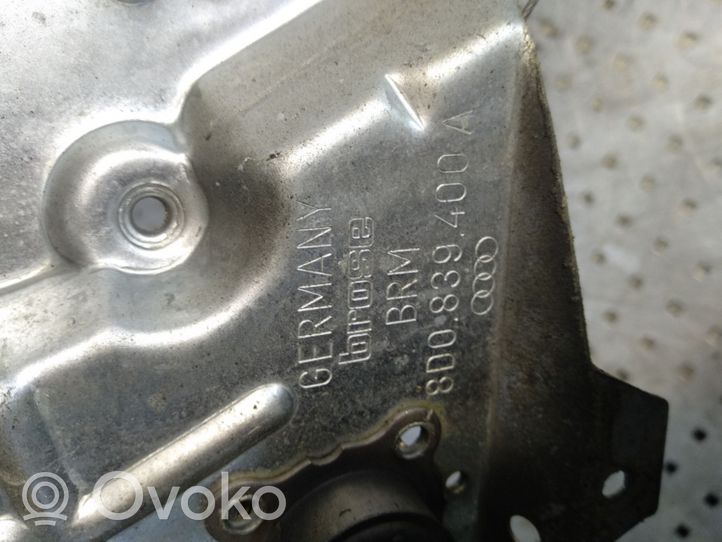 Audi A4 S4 B5 8D Mechaninis galinio lango pakėlimo mechanizmas 8D0839400A