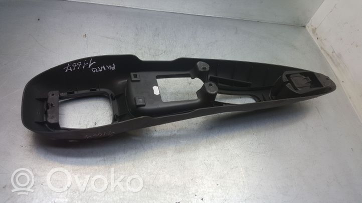 Fiat Punto (188) Center console 225362