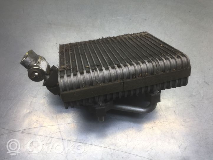 Land Rover Freelander Condenseur de climatisation 658941