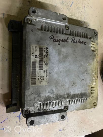 Peugeot Partner Calculateur moteur ECU 9636255480