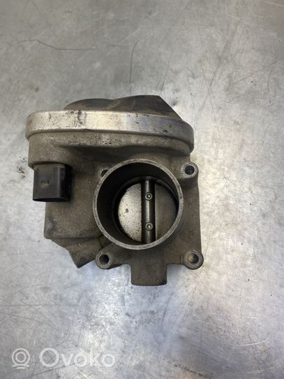 Volkswagen Golf V Throttle valve 310004