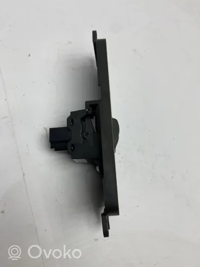 Volvo V50 Electric window control switch 30773214