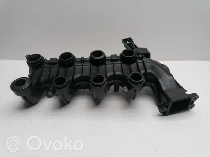 Volvo V50 Kolektorius įsiurbimo 9653808680