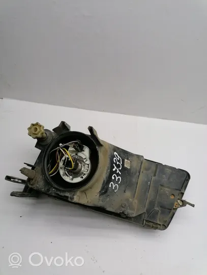 Opel Vectra A Lampa przednia 1305235135