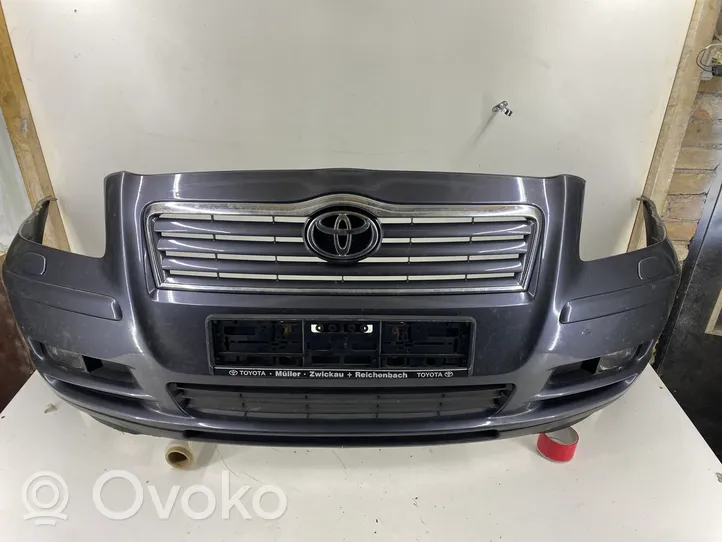 Toyota Avensis T250 Zderzak przedni 5211905160