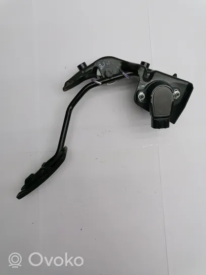 Toyota Avensis T250 Pedal del acelerador 7811135030