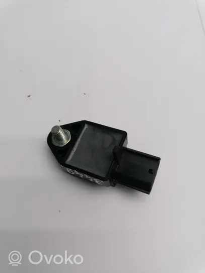 Toyota Avensis T250 Airbagsensor Crashsensor Drucksensor 8983105010