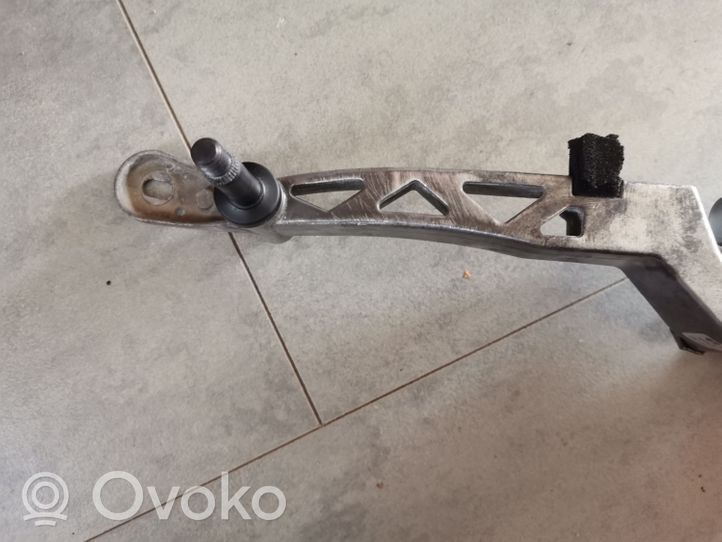 Mercedes-Benz E W212 Front wiper linkage and motor A2128201240