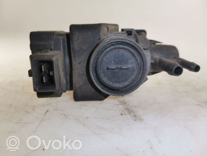 Renault Master III Vacuum valve 149566215R