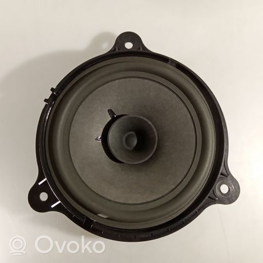 Opel Vivaro Front door speaker 28156BR00AB