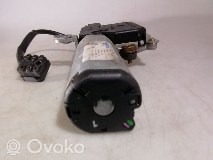 Mercedes-Benz C W202 Motor / Aktuator 2028208810