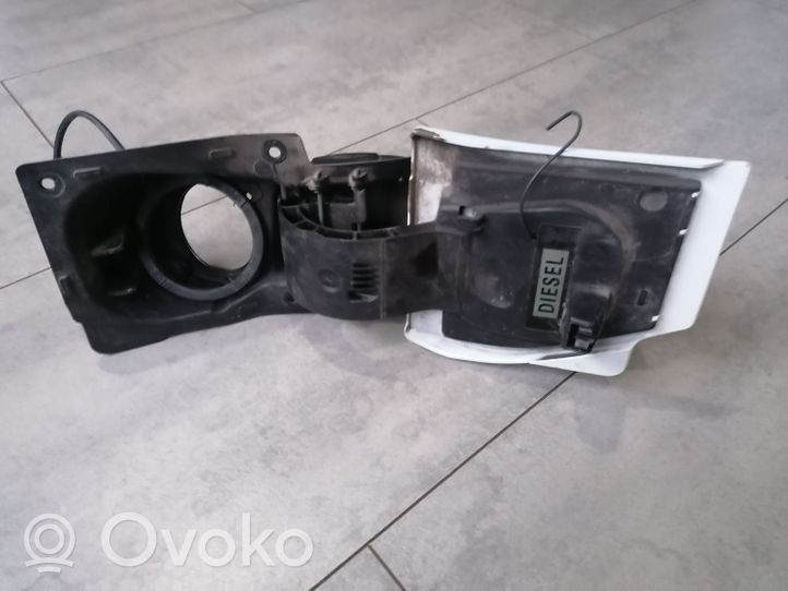 Opel Vivaro Sportello del serbatoio del carburante 781207731R