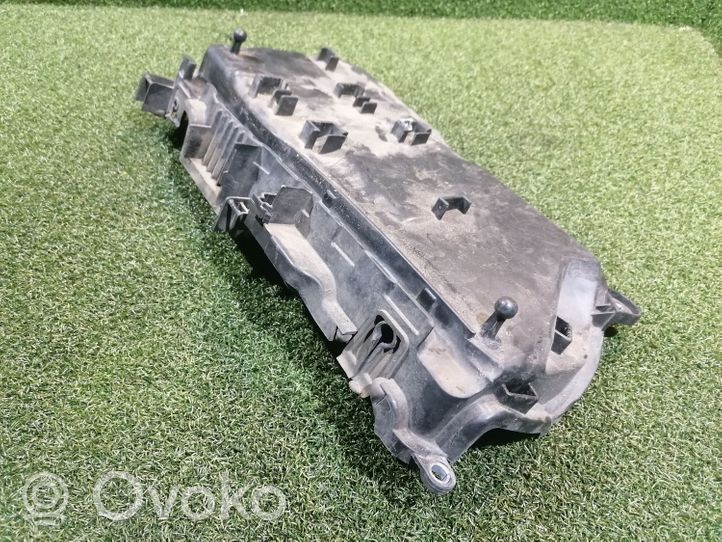 Opel Vivaro Rocker cam cover 175B16051R