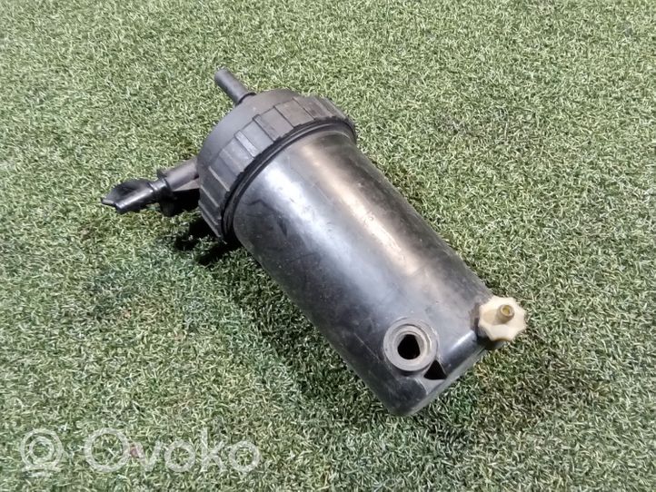 Ford Focus Boîtier de filtre à carburant 9305Z522