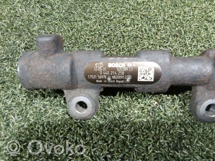 Renault Master III Listwa wtryskowa 175215697R