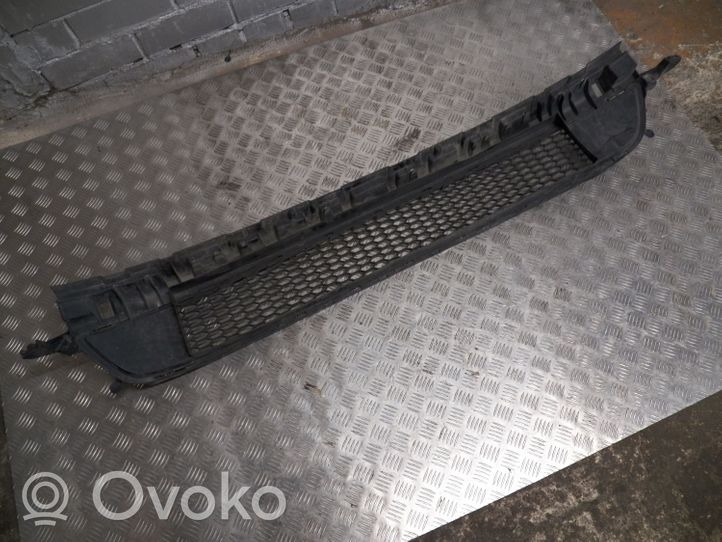 Renault Trafic III (X82) Front bumper lower grill 622544919R