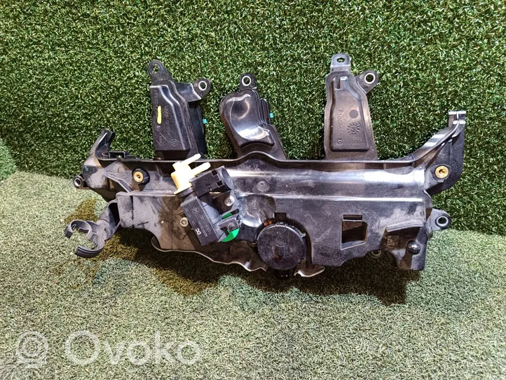 Opel Movano B Rocker cam cover 118304798R