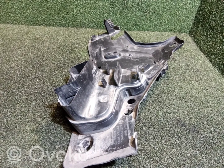 Mercedes-Benz S W222 Altra parte del vano motore A2228321490