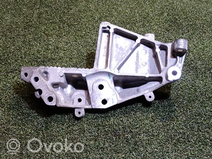 Opel Movano B Halterung Lager Motor 112310605R