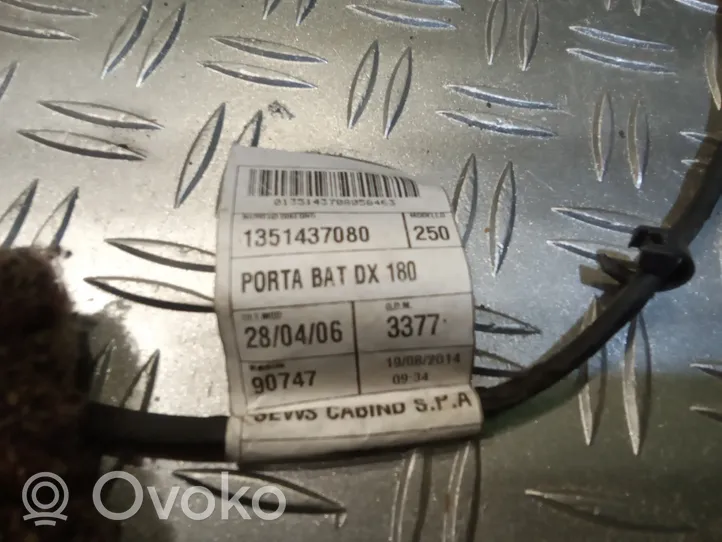 Citroen Jumper Cableado de puerta trasera 1351437080