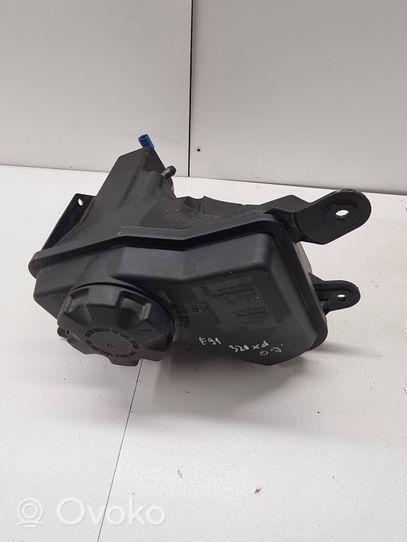 BMW 1 E82 E88 Coolant expansion tank/reservoir 7810592