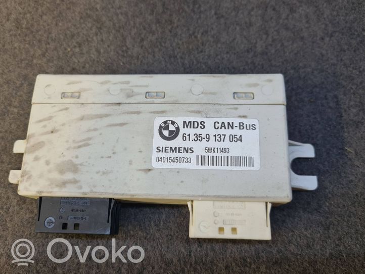 BMW X3 E83 Moduł / Sterownik szyberdachu 9137054