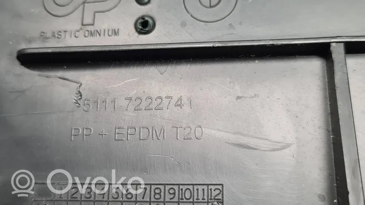 BMW X5 E70 Ramka przedniej tablicy rejestracyjnej 7222741