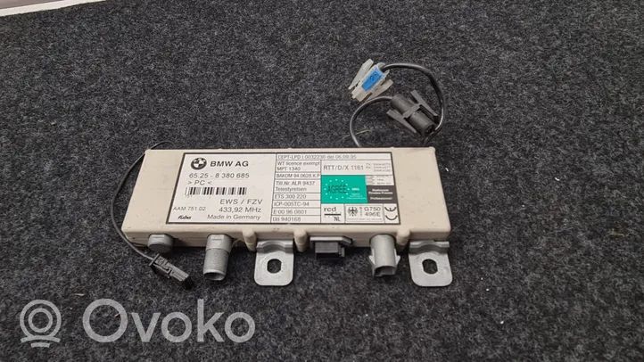 BMW 7 E38 Antenna control unit 8380685