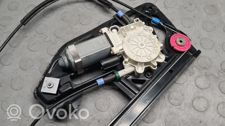 BMW 7 E38 Front door window regulator with motor 8125202