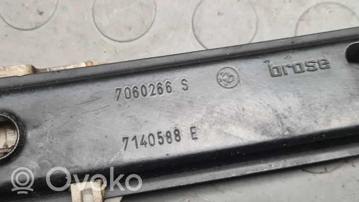 BMW 3 E90 E91 Priekinio el. lango pakėlimo mechanizmo komplektas 7060266