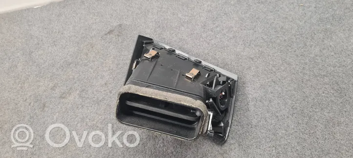 BMW X3 E83 Šoninės oro grotelės 3415973