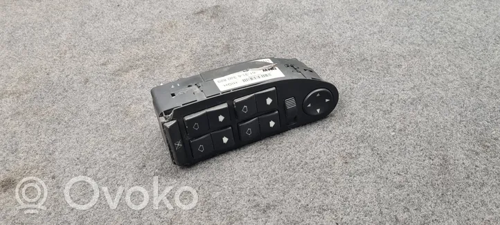 BMW 7 E38 Electric window control switch 8360829