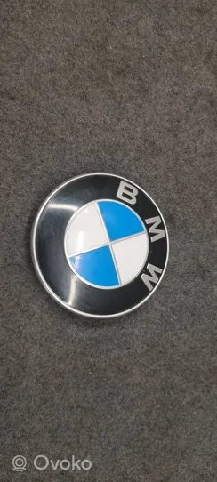 BMW 3 F30 F35 F31 Mostrina con logo/emblema della casa automobilistica 8132375