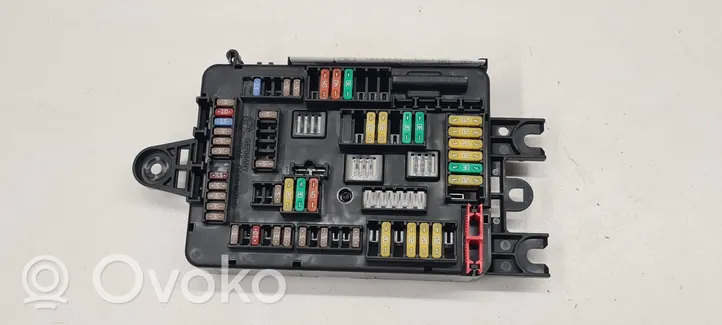 BMW 3 F30 F35 F31 Module de fusibles 9389070