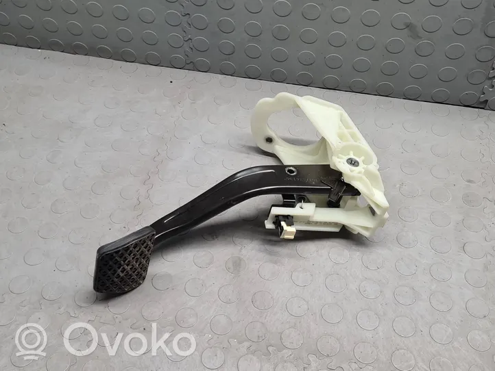 BMW 3 F30 F35 F31 Brake pedal 6876739