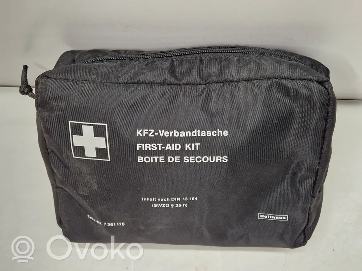 BMW 1 F20 F21 Kit di pronto soccorso 7261178