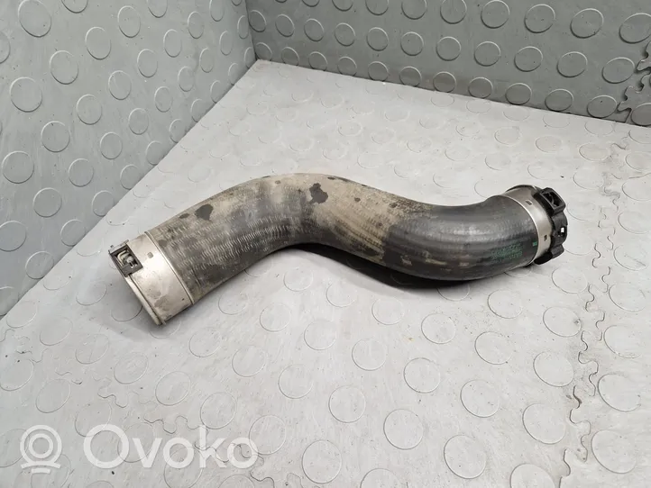 BMW 1 F20 F21 Manguera/tubo del intercooler 8518474