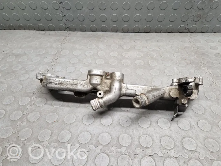 BMW X5 E53 Tubo flessibile del liquido di raffreddamento del motore 17022009