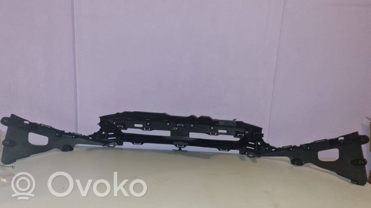 Ford Focus Viršutinė dalis radiatorių panelės (televizoriaus) BM5117E778AH