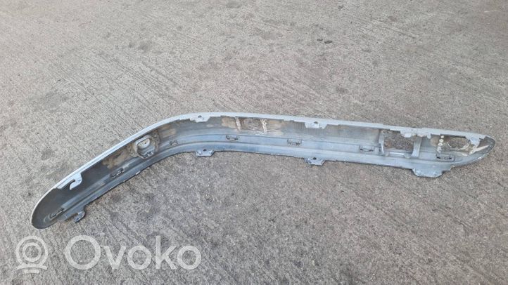 Mercedes-Benz C W203 Apdailinė priekinio bamperio juosta A2038856221