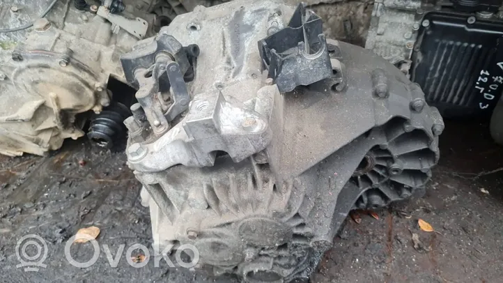 Volvo V50 Manual 6 speed gearbox 8G9R7002PC