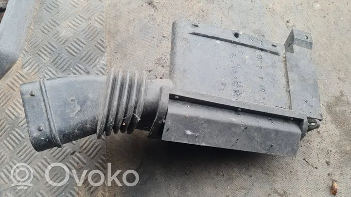 Volvo XC70 Część rury dolotu powietrza 30741368