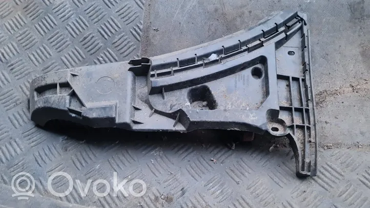 Volvo XC90 Uchwyt / Mocowanie zderzaka przedniego 30698129