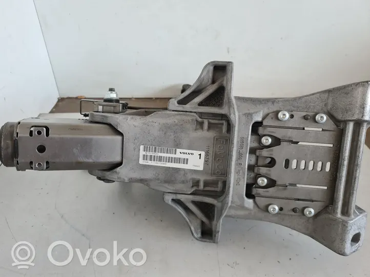 Volvo XC70 Steering wheel axle 0587048