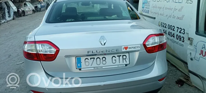 Renault Fluence Takaluukun/tavaratilan kansi 