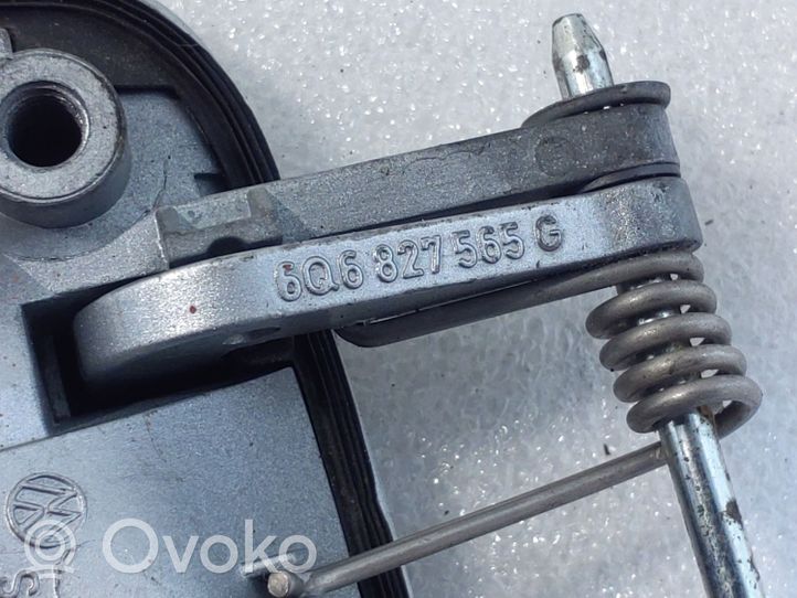 Volkswagen Polo IV 9N3 Griff Taster Öffner Heckklappe Kofferraumdeckel 6Q6827565G